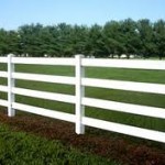 4 rail vinyl fence